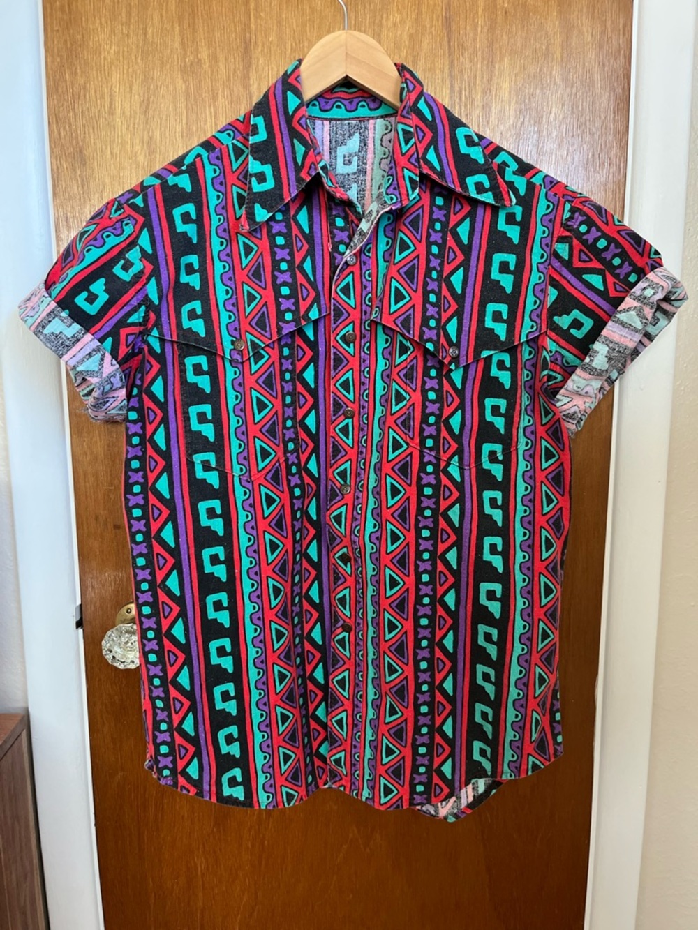 Vintage Vibrant Geometric Short-Sleeve Button-Up Shirt - Multi